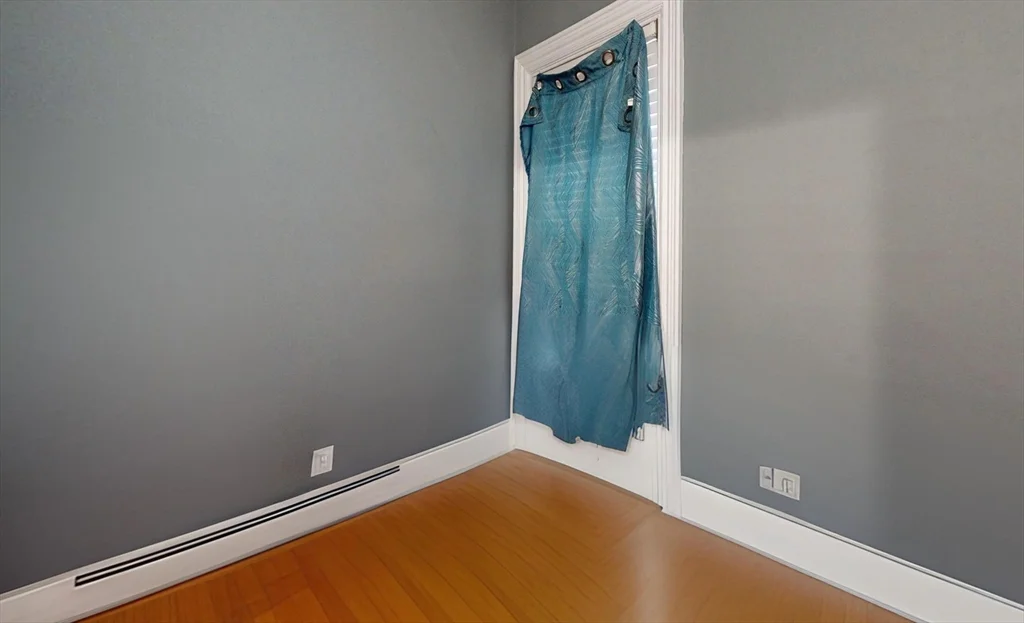 101 Bradford, West Everett