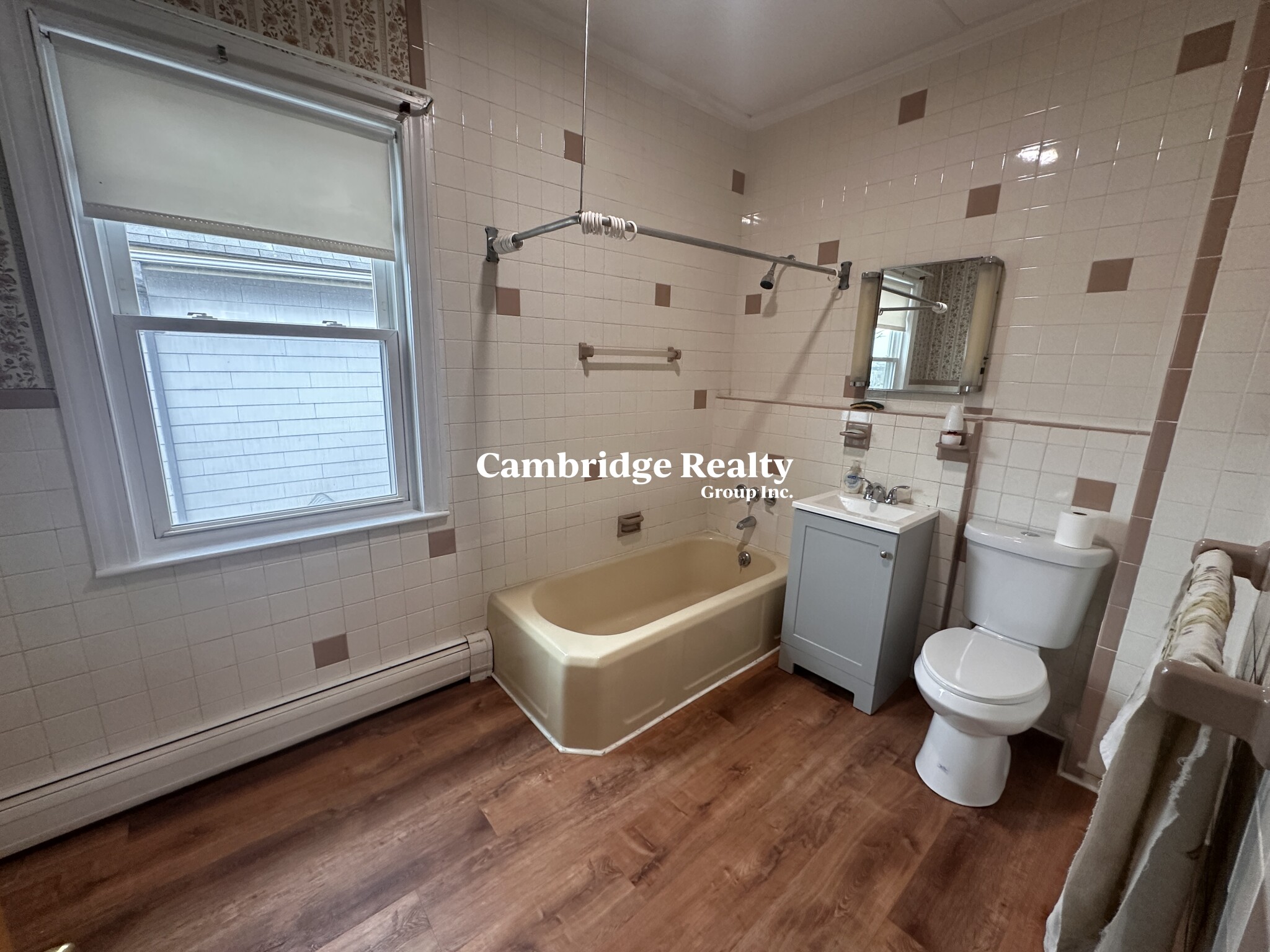 187 Nichols St, Everett