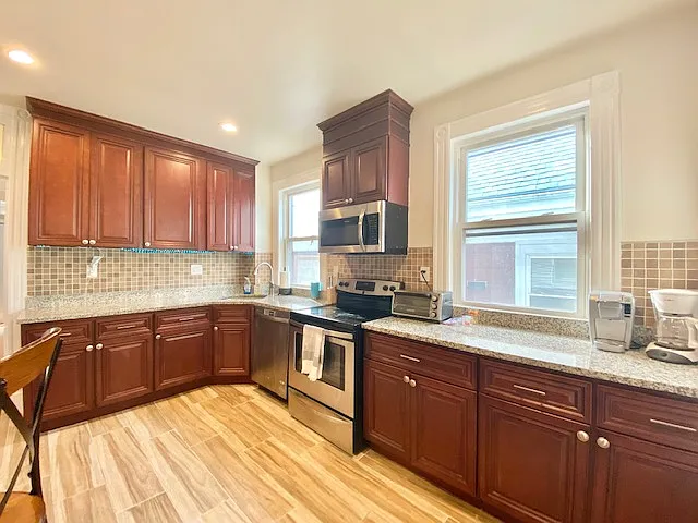 2 Parker Hill Terr, Mission Hill