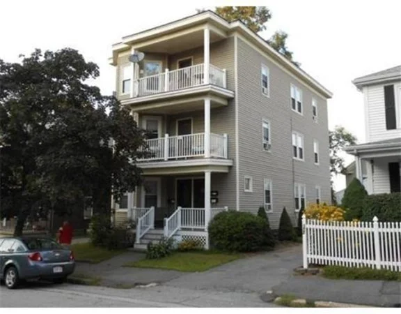 179-181 Grove St, Zip 01832