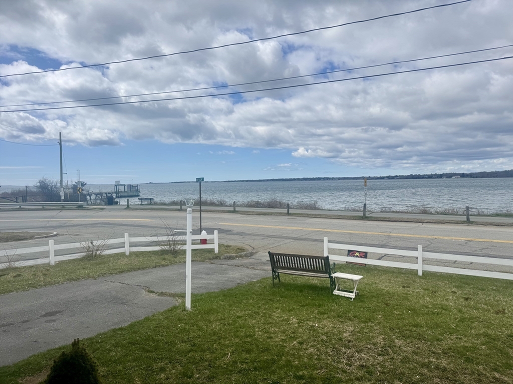 672 W Rodney French Blvd, Far North