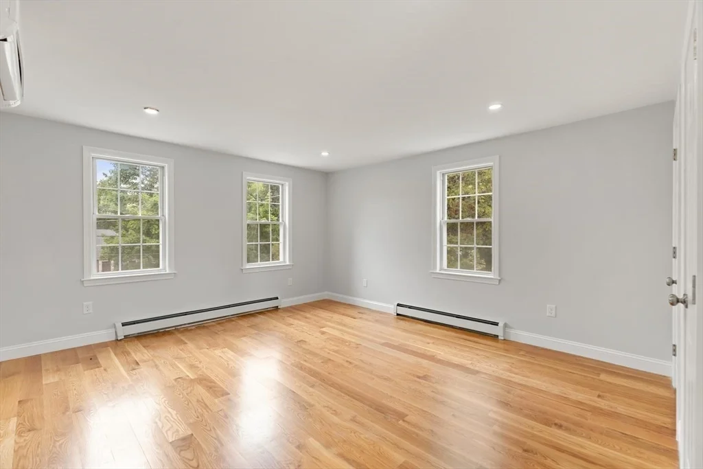 63 Pleasant St, Rowley