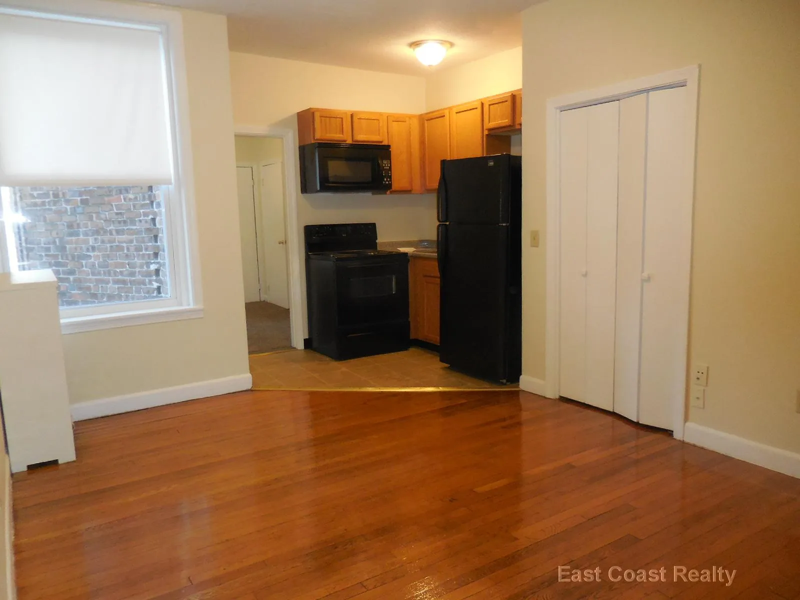 1132 Commonwealth Ave, North Brookline