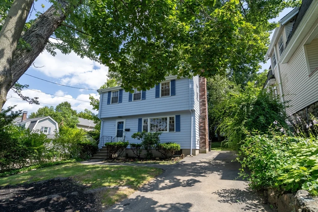 10 Colburn St, Waltham