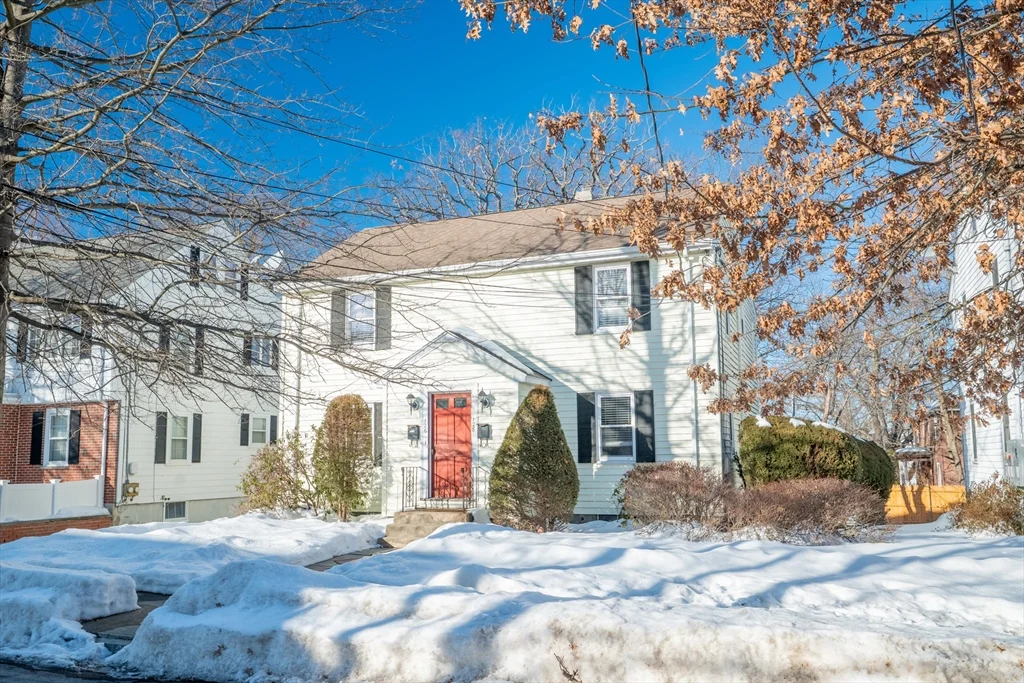 126 Washington Ave, Waltham