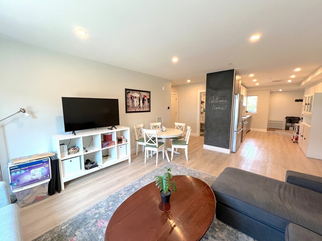 25 Second St, Chelsea