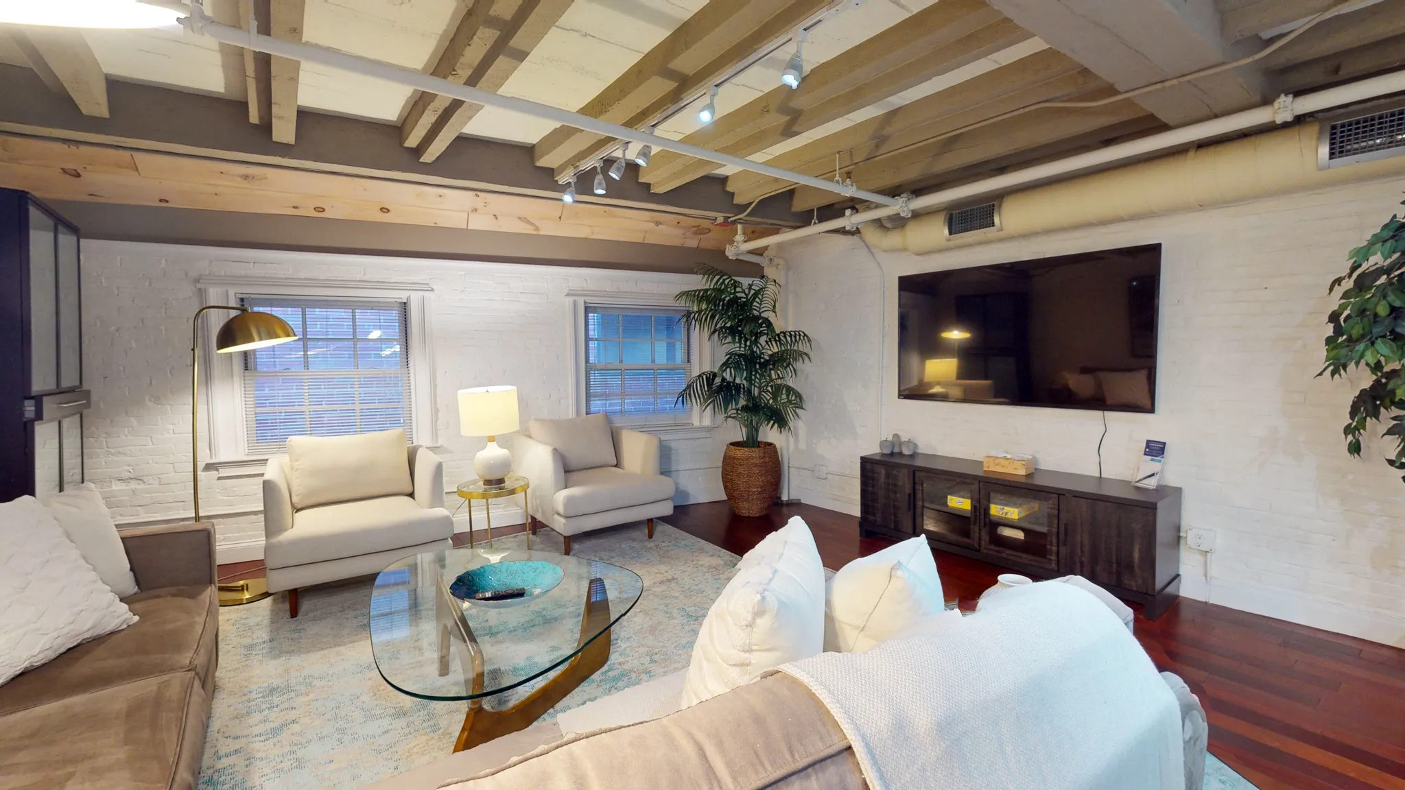 15 Union St, Downtown