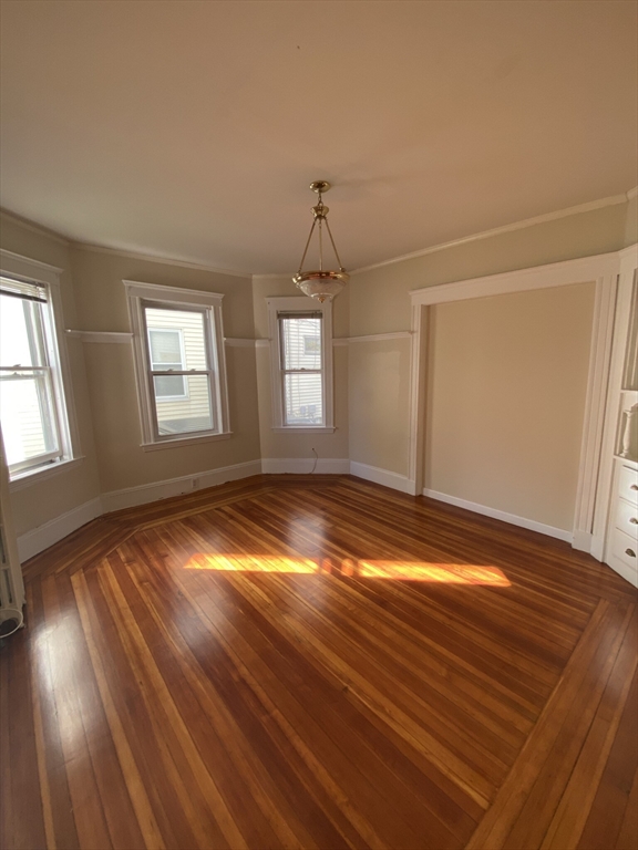 37-39 Belknap St, West Somerville