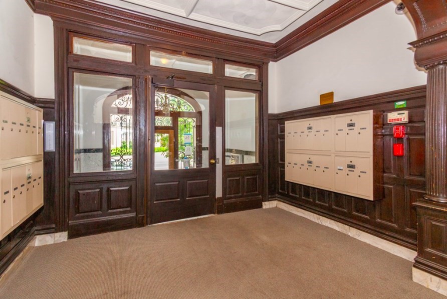 1111 Boylston St, Fenway