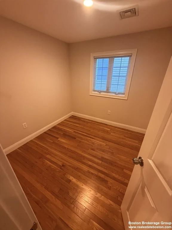 135 Calumet St, Mission Hill