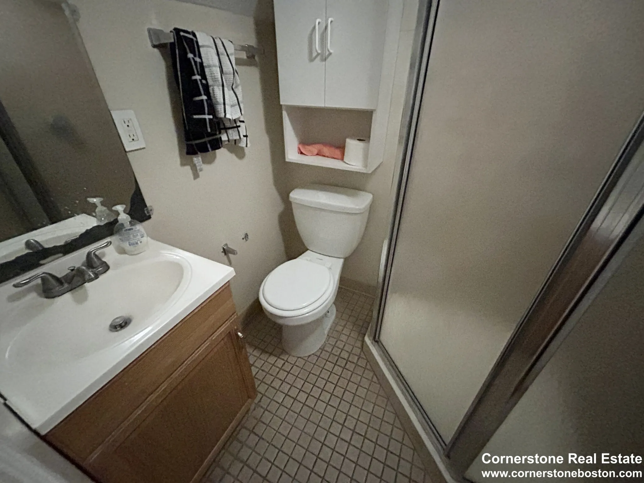 55 Hillside St, Mission Hill