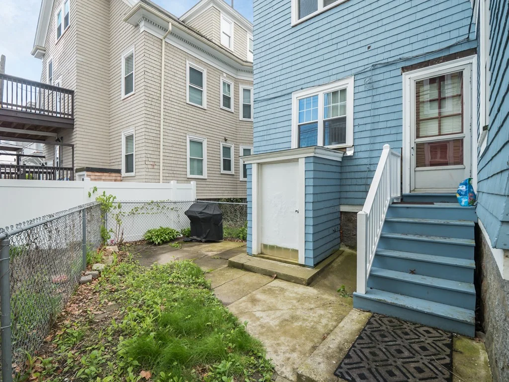 1740 Columbia Rd, South Boston