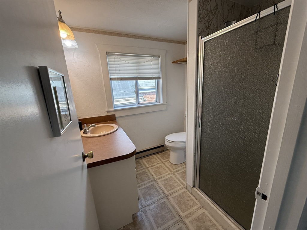 68 Court St, Plymouth