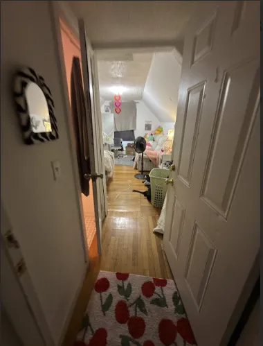 26 Greylock Rd, Allston