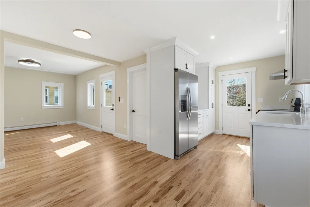 20 Beacon St, Gloucester