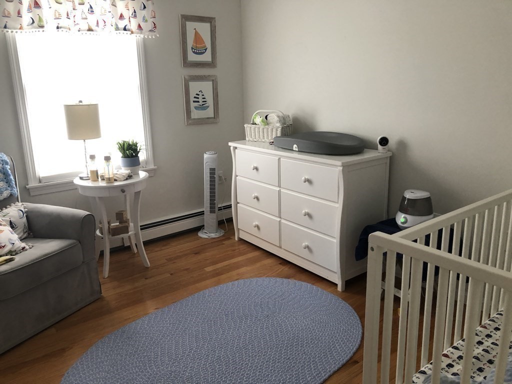 172 Maple St, West Roxbury