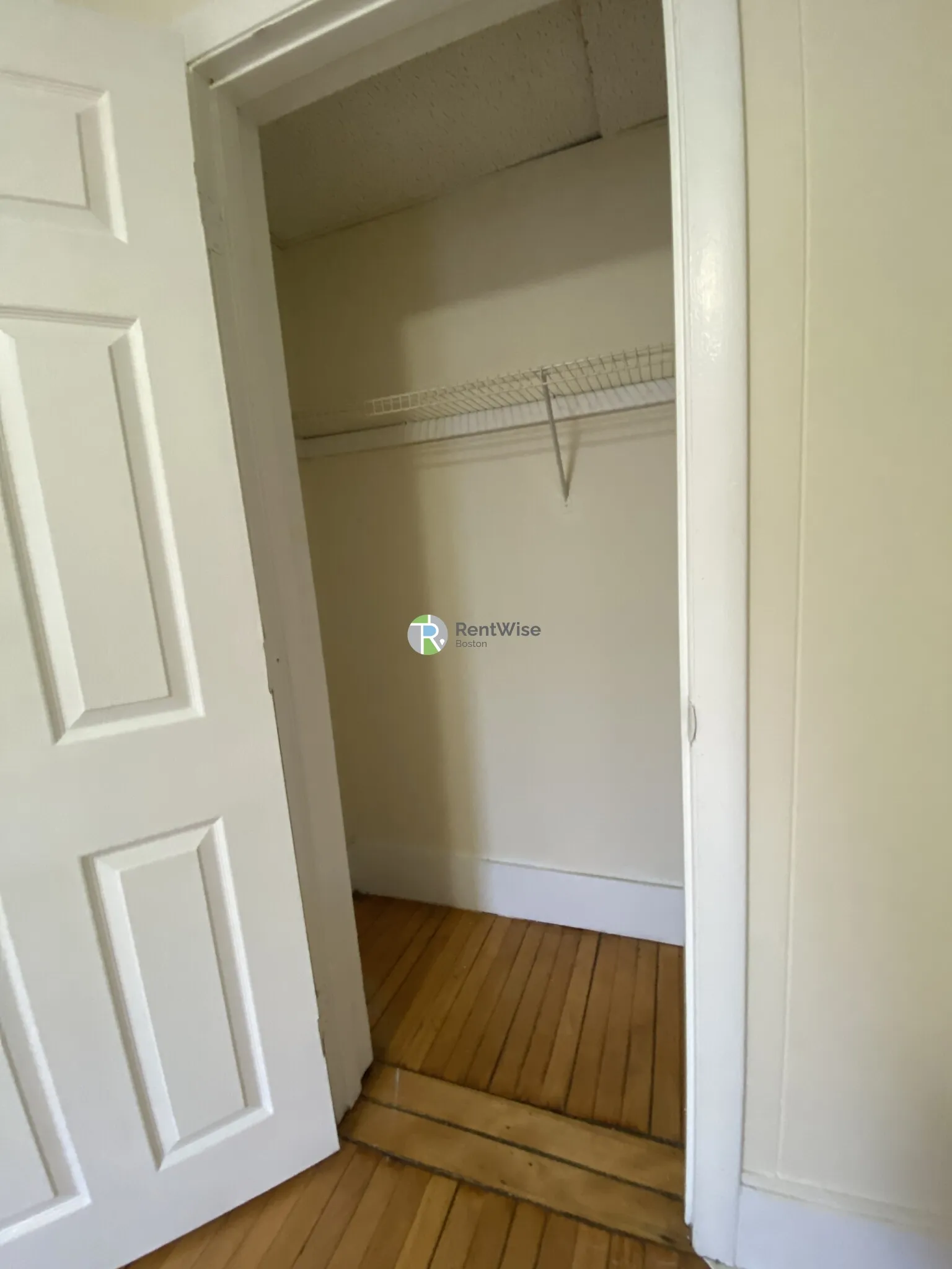 437 Cambridge St, Allston