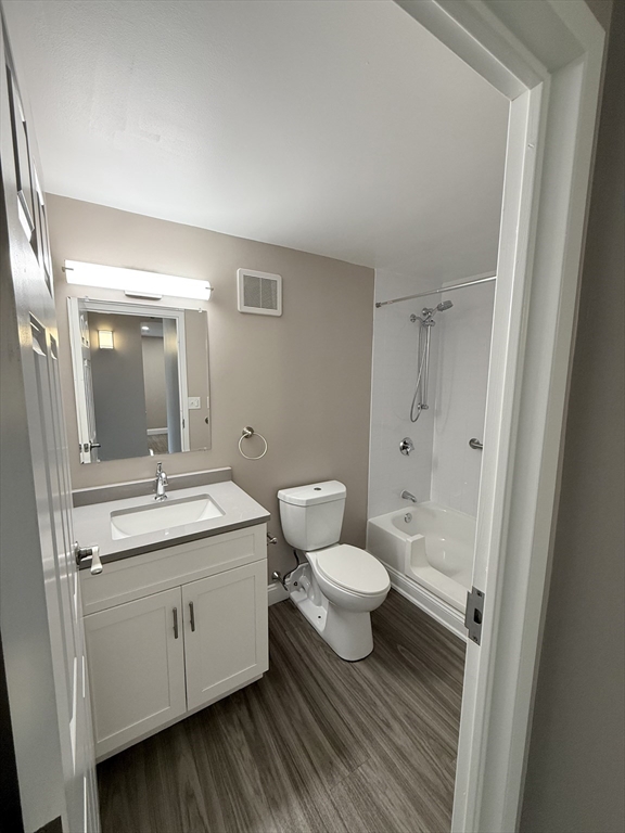 101 Rantoul St, Beverly