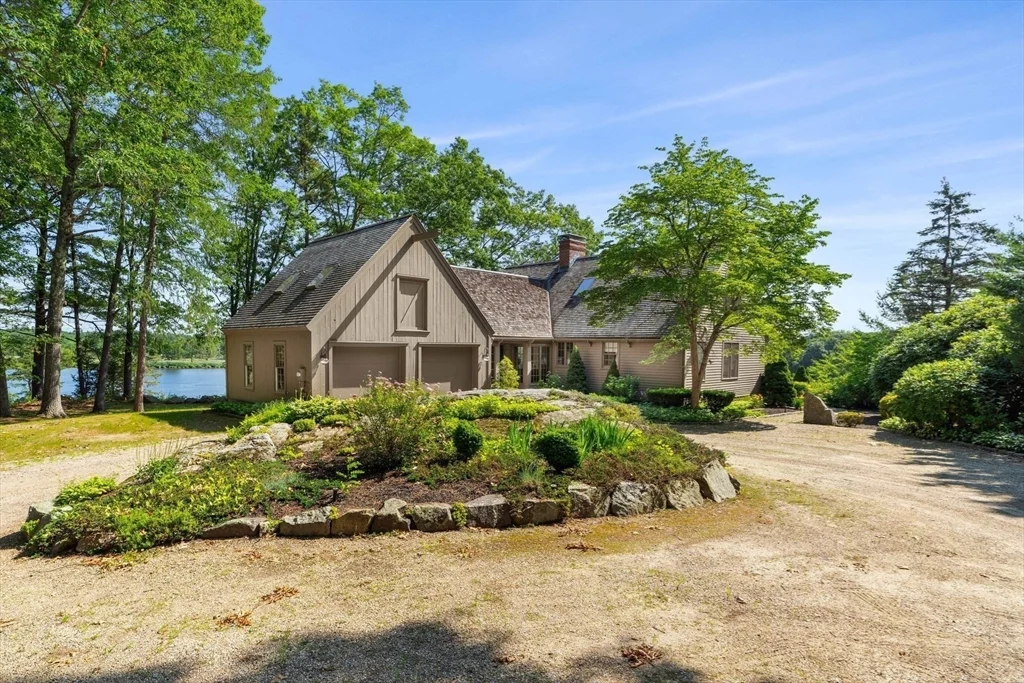 7 Pipers Quarry, Newburyport