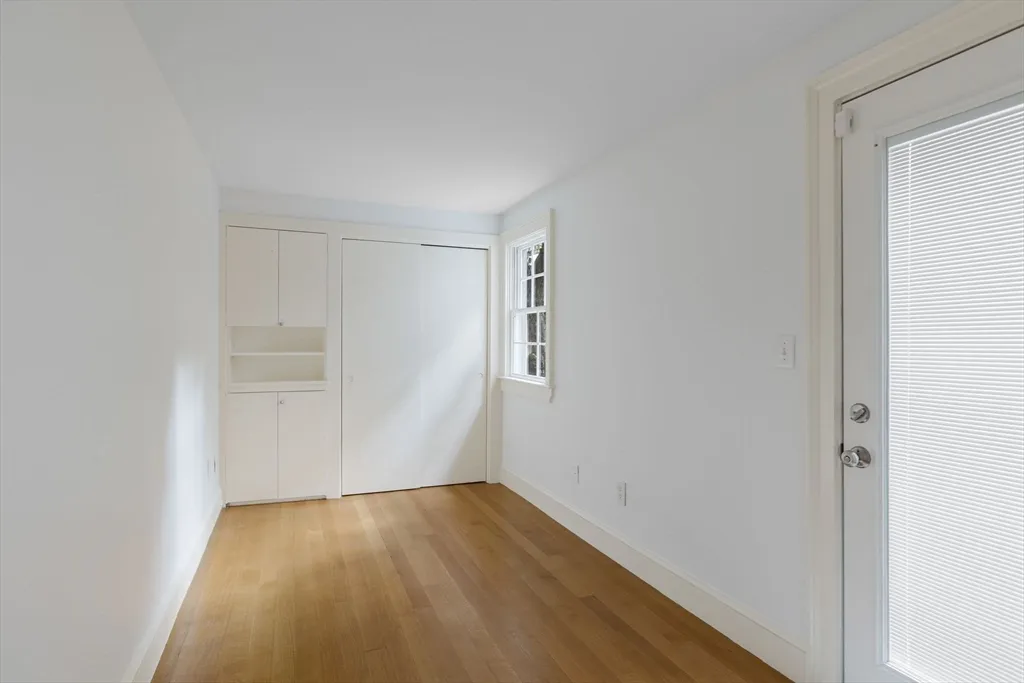 24 Fayette St, Back Bay