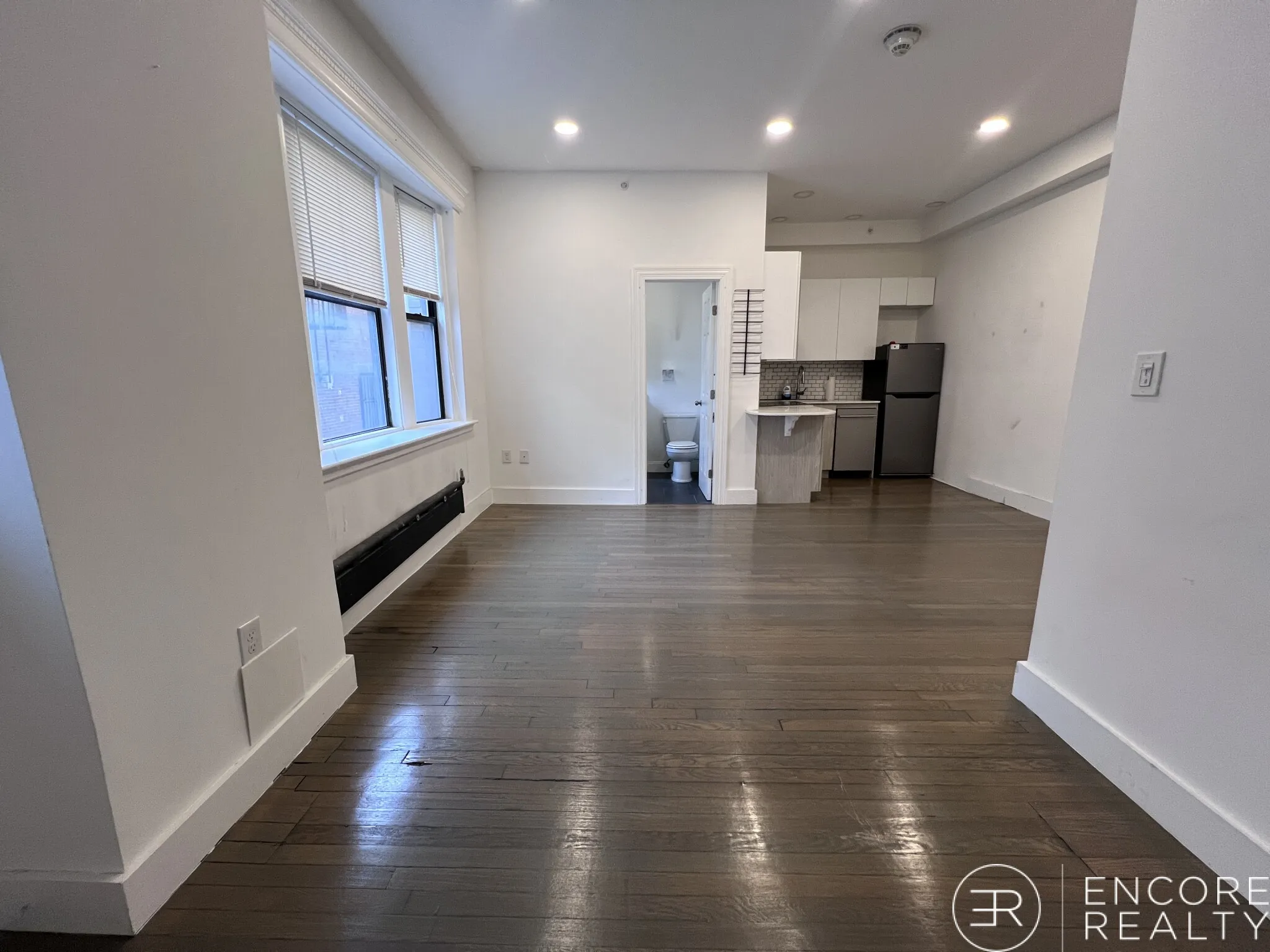 19 Queensberry St, Fenway