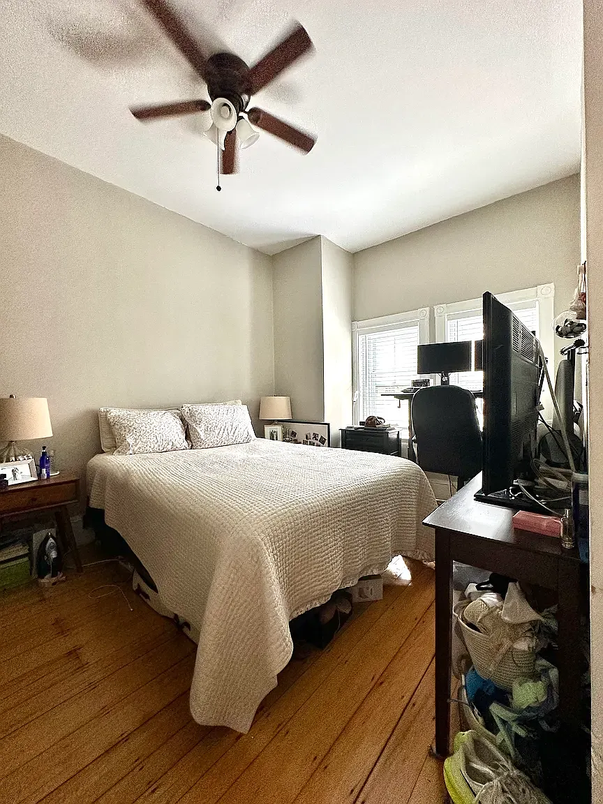 35 Bay State Rd, Fenway