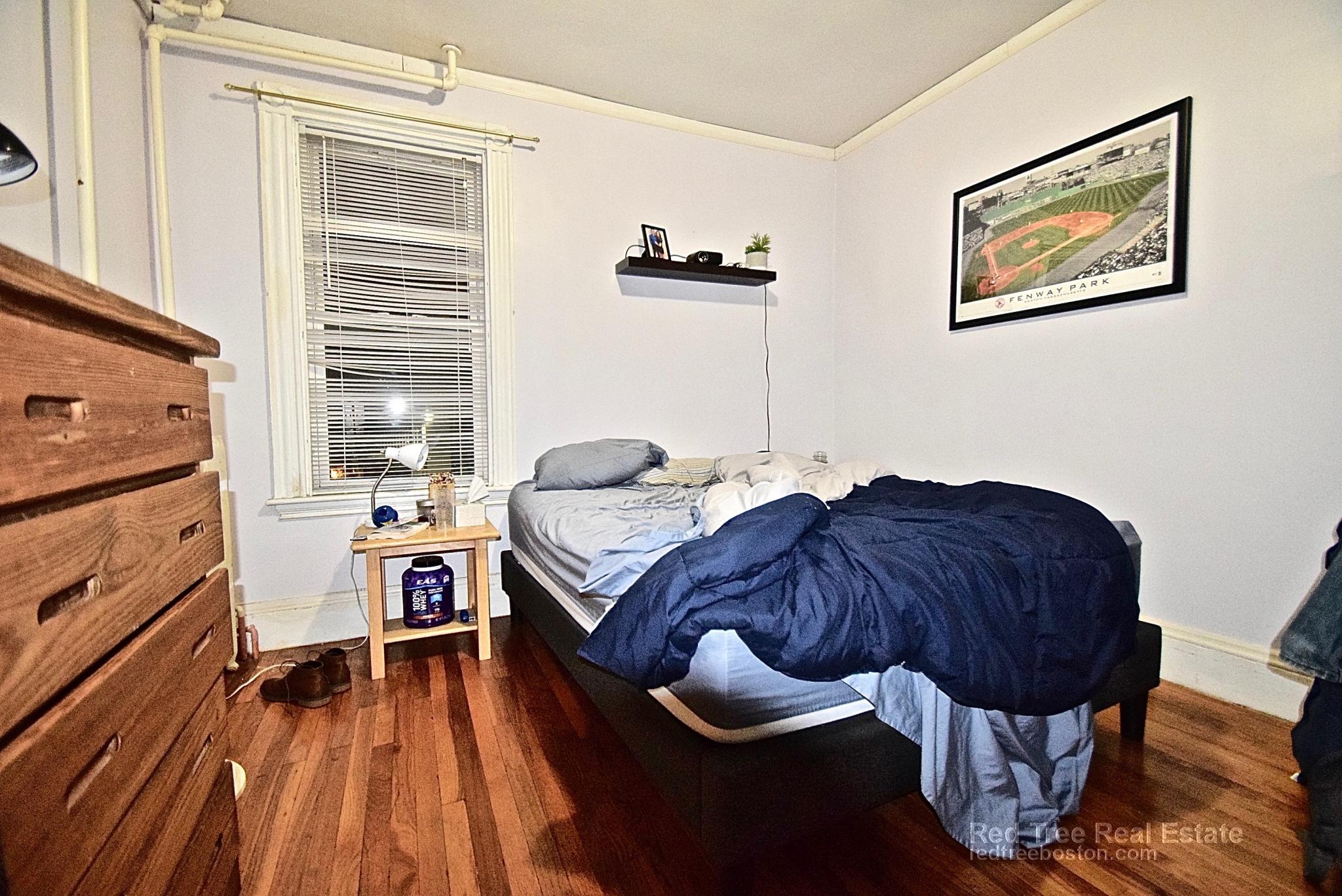 205 Hillside St, Mission Hill