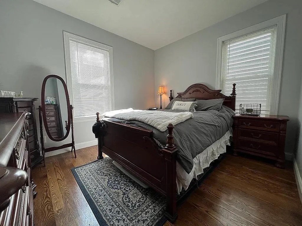 89 Wachusett, Jamaica Plain