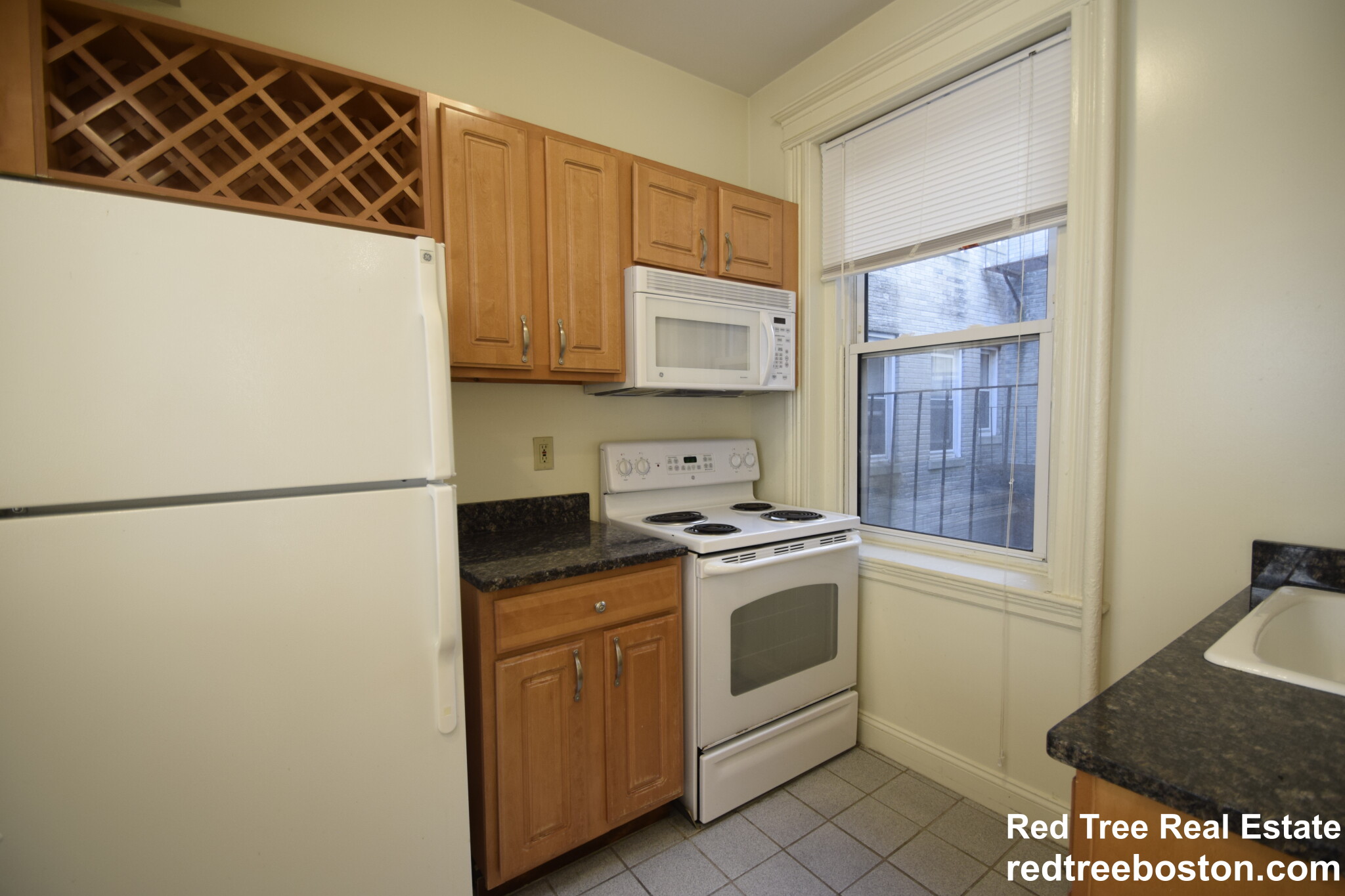 28 Queensberry St, Fenway