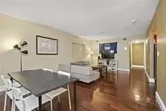 685 Massachusetts Ave, Roxbury