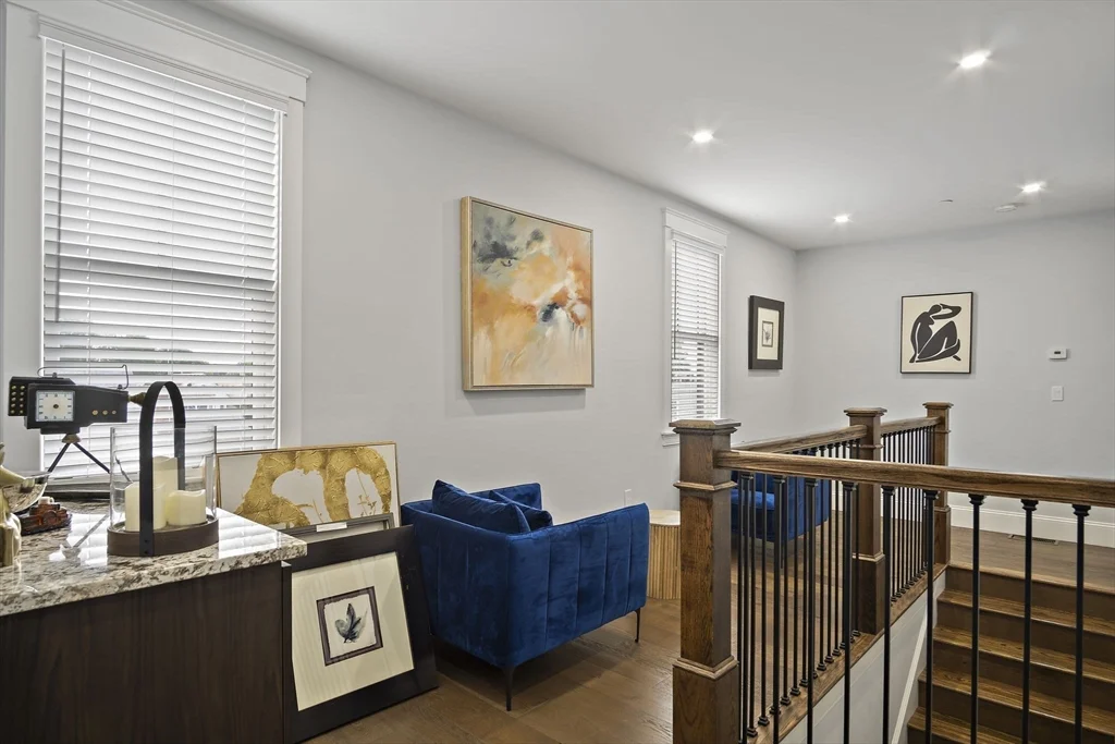 32 Pearl St, Dorchester