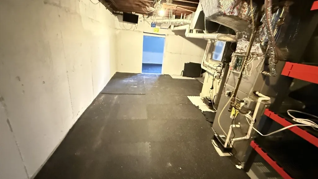 85 Regatta Rd, North Weymouth