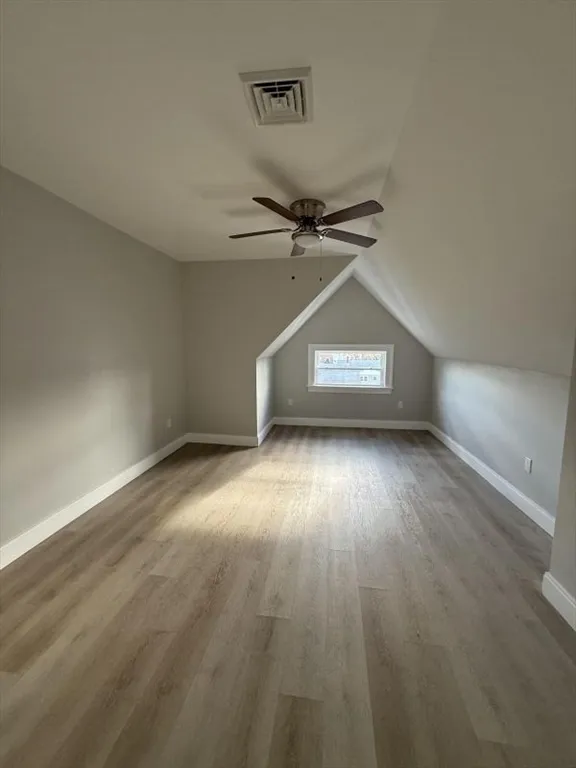 72 Belmont St, Fall River