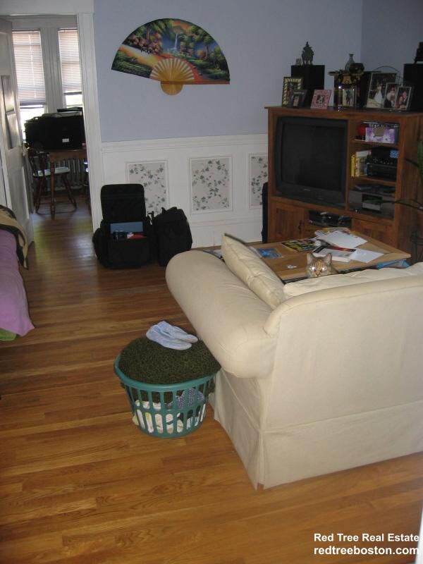 24 Oak Square Ave, Oak Square