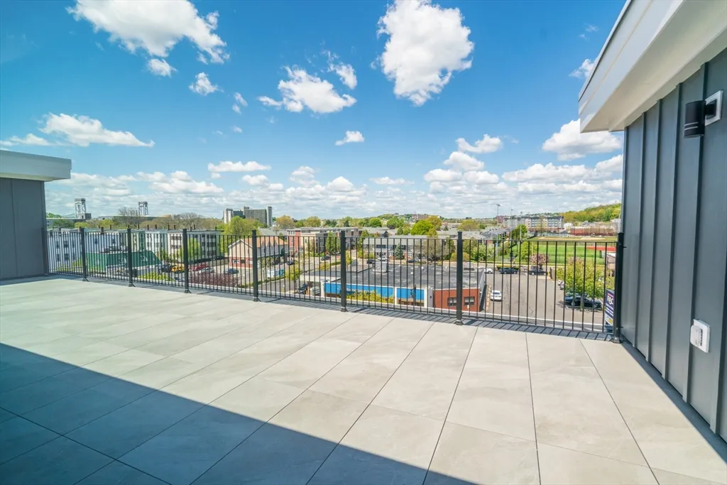 917 Bennington St, East Boston