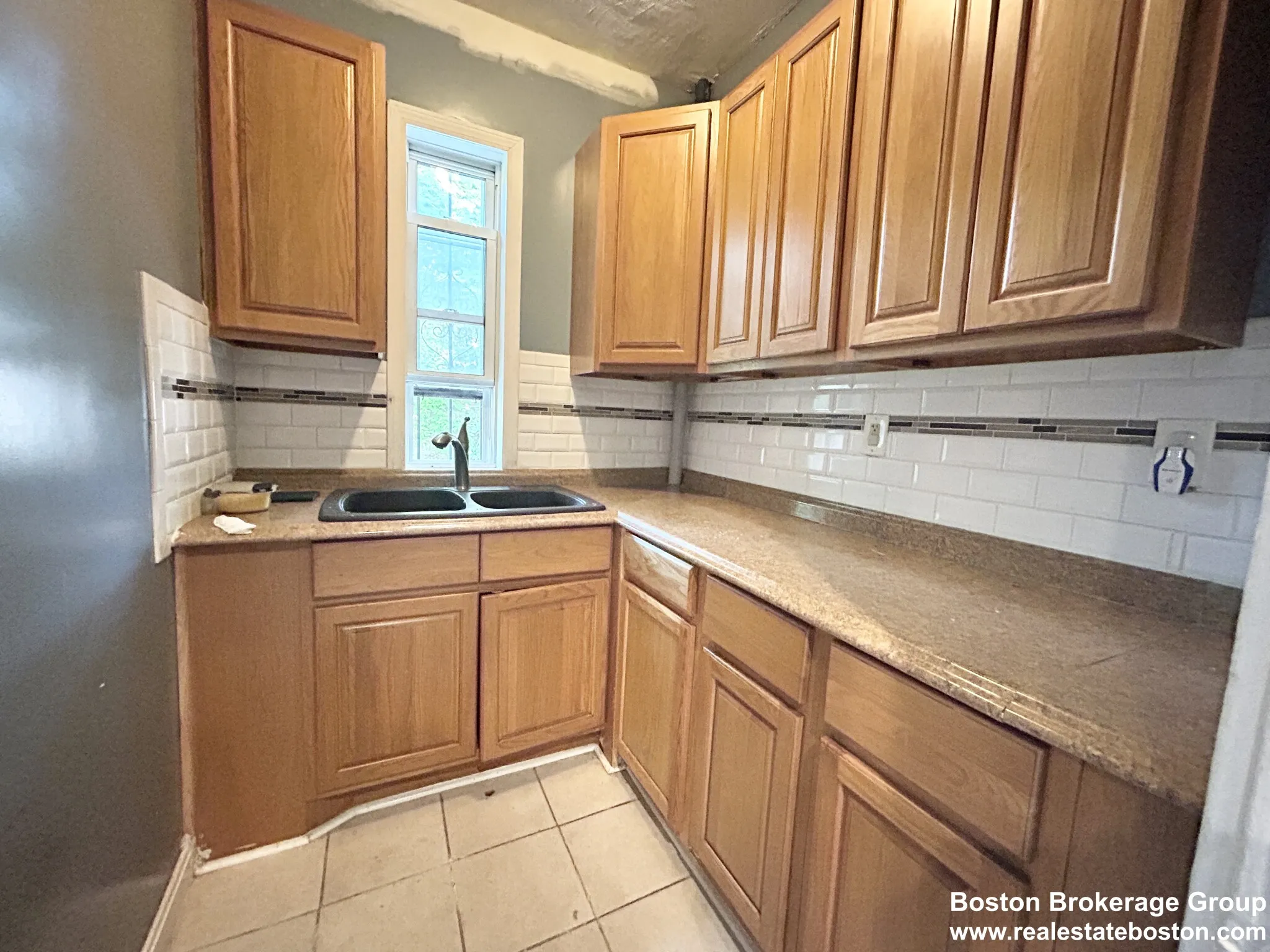 14 Batchelder St, Roxbury