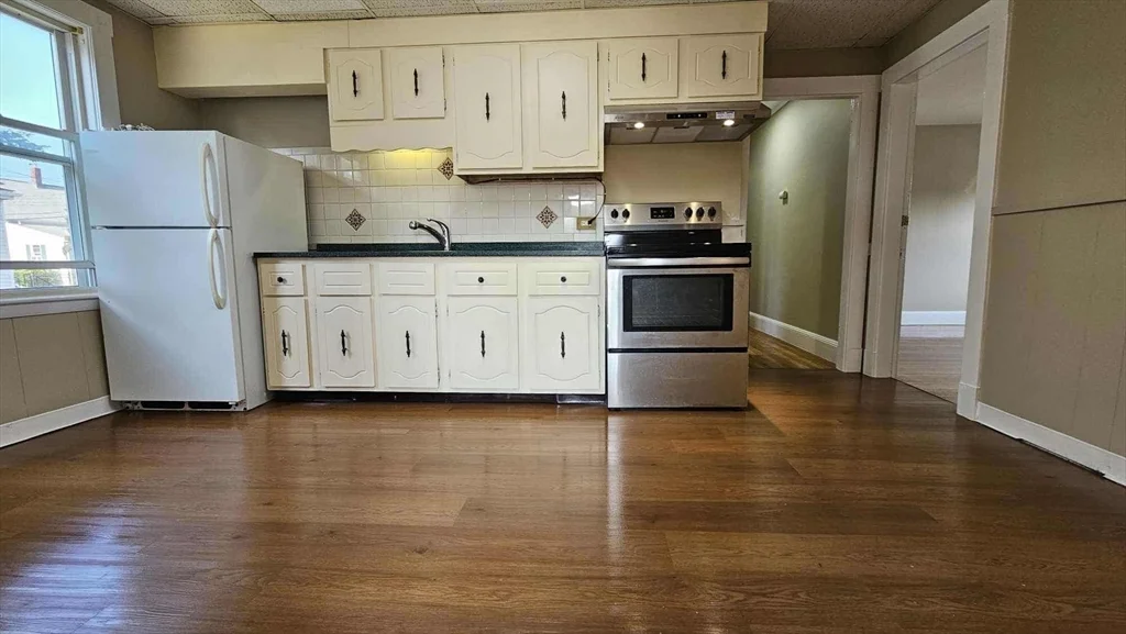 15 Beacon St, Quincy