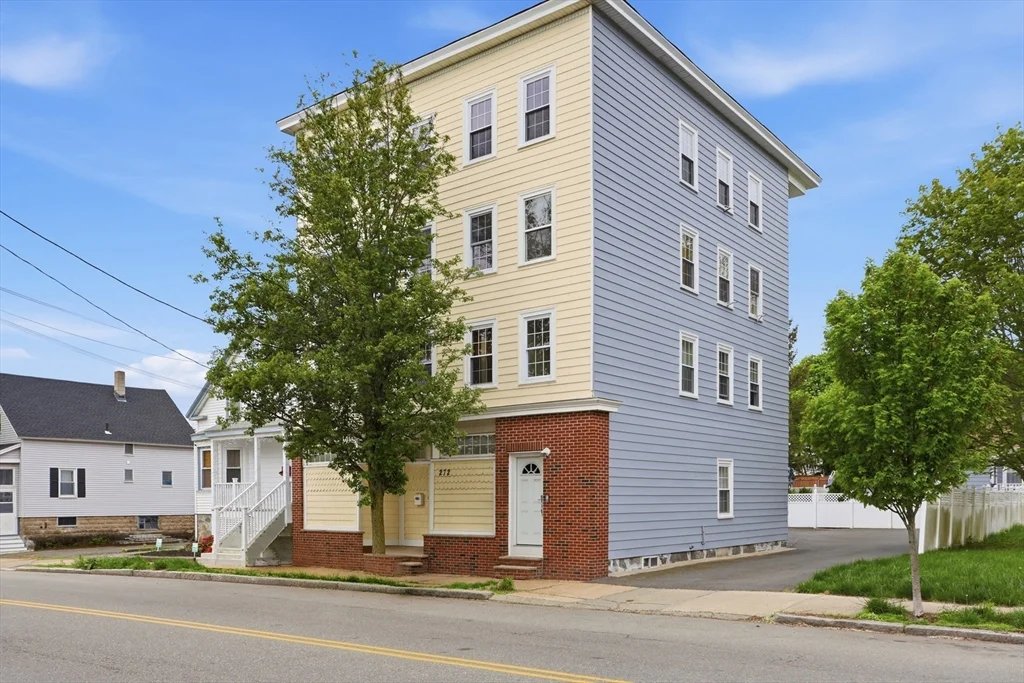 272 Jefferson, Salem