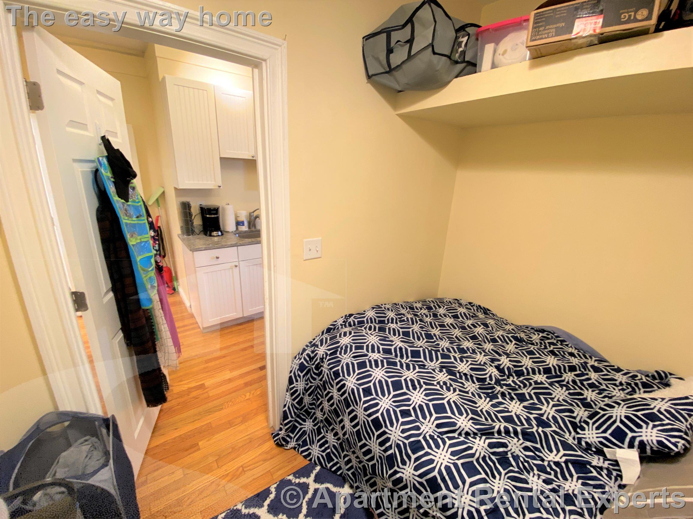 39 Cross St, East Somerville