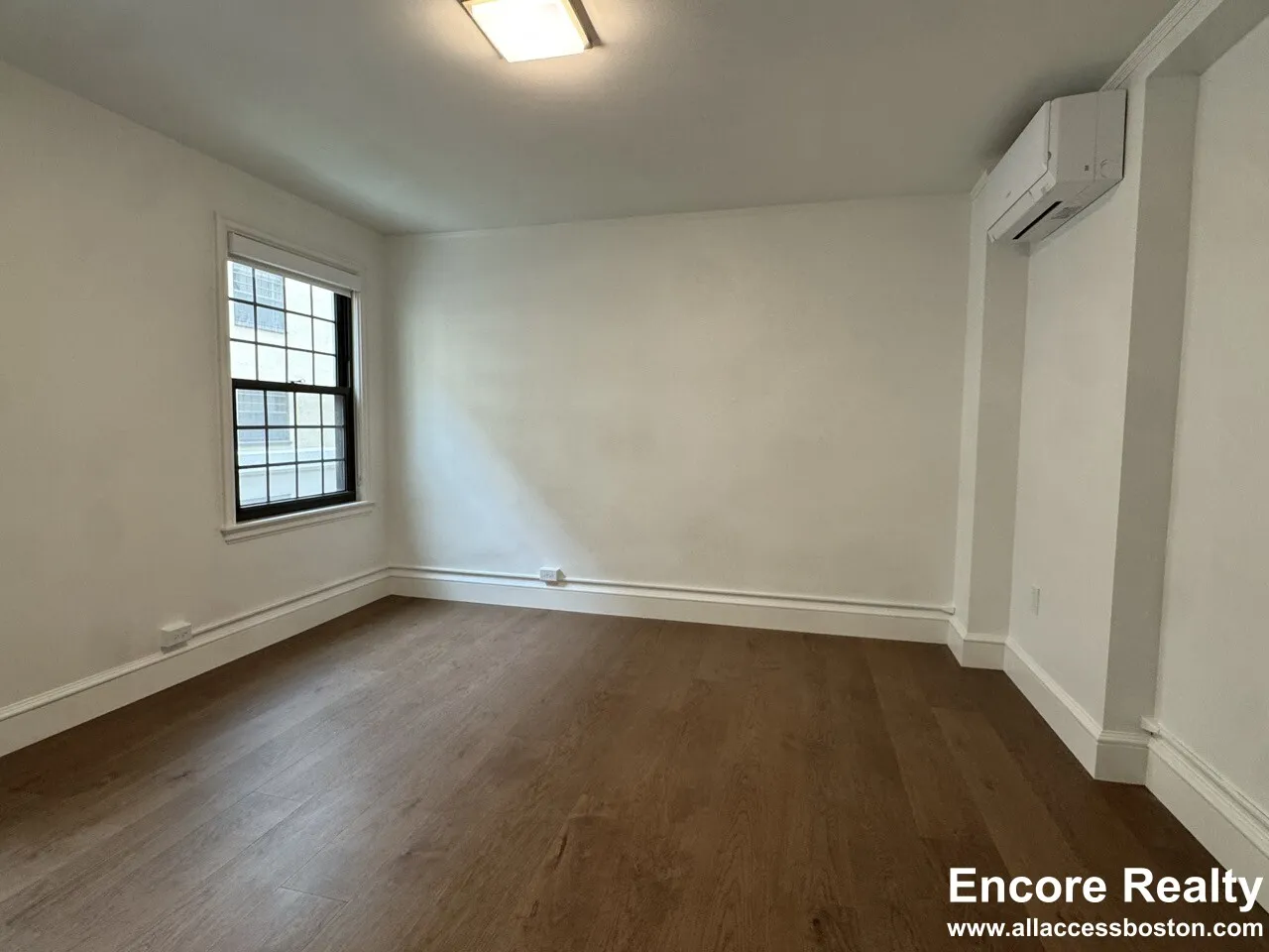 1200 Massachusetts Ave, Riverside