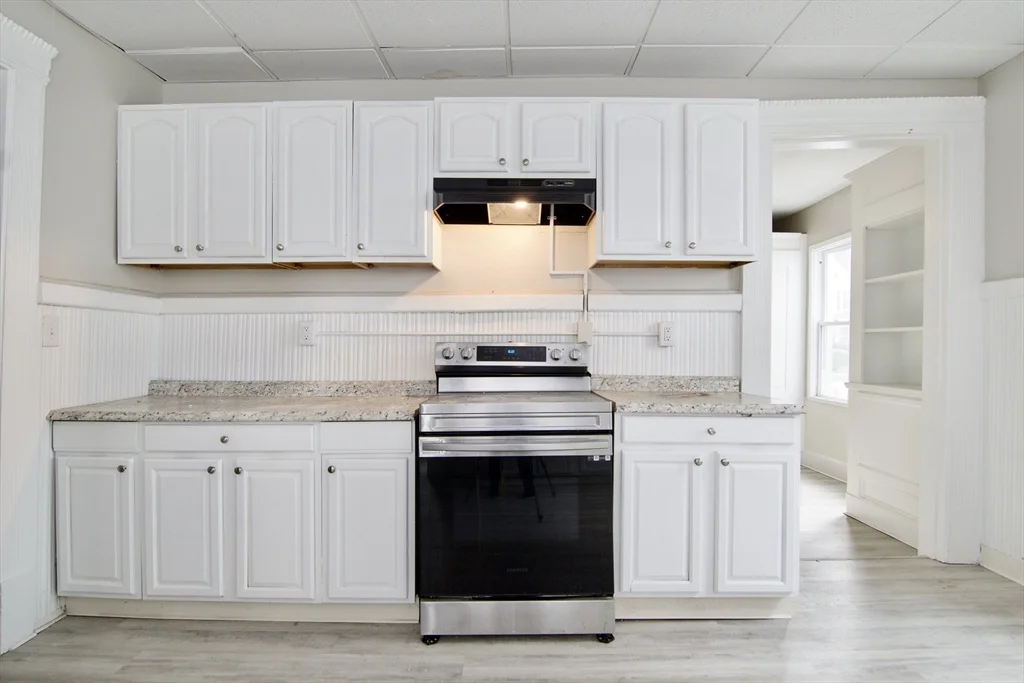 60 Howes St, Springfield