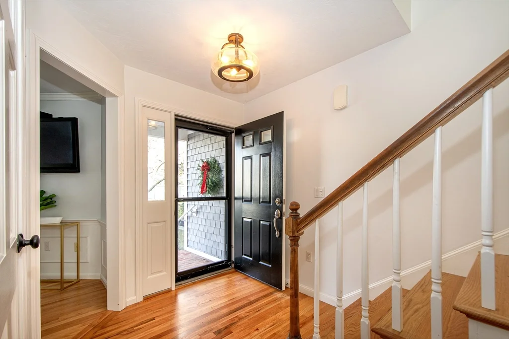 40 Driftway, Third Cliff