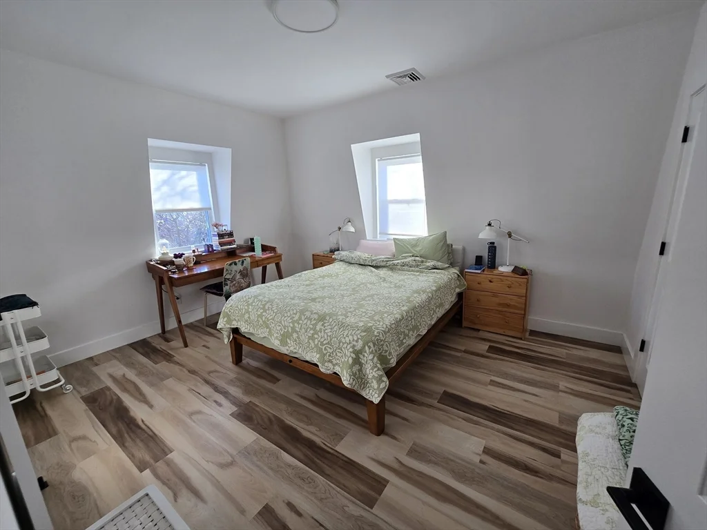 84 Dudley St, Medford