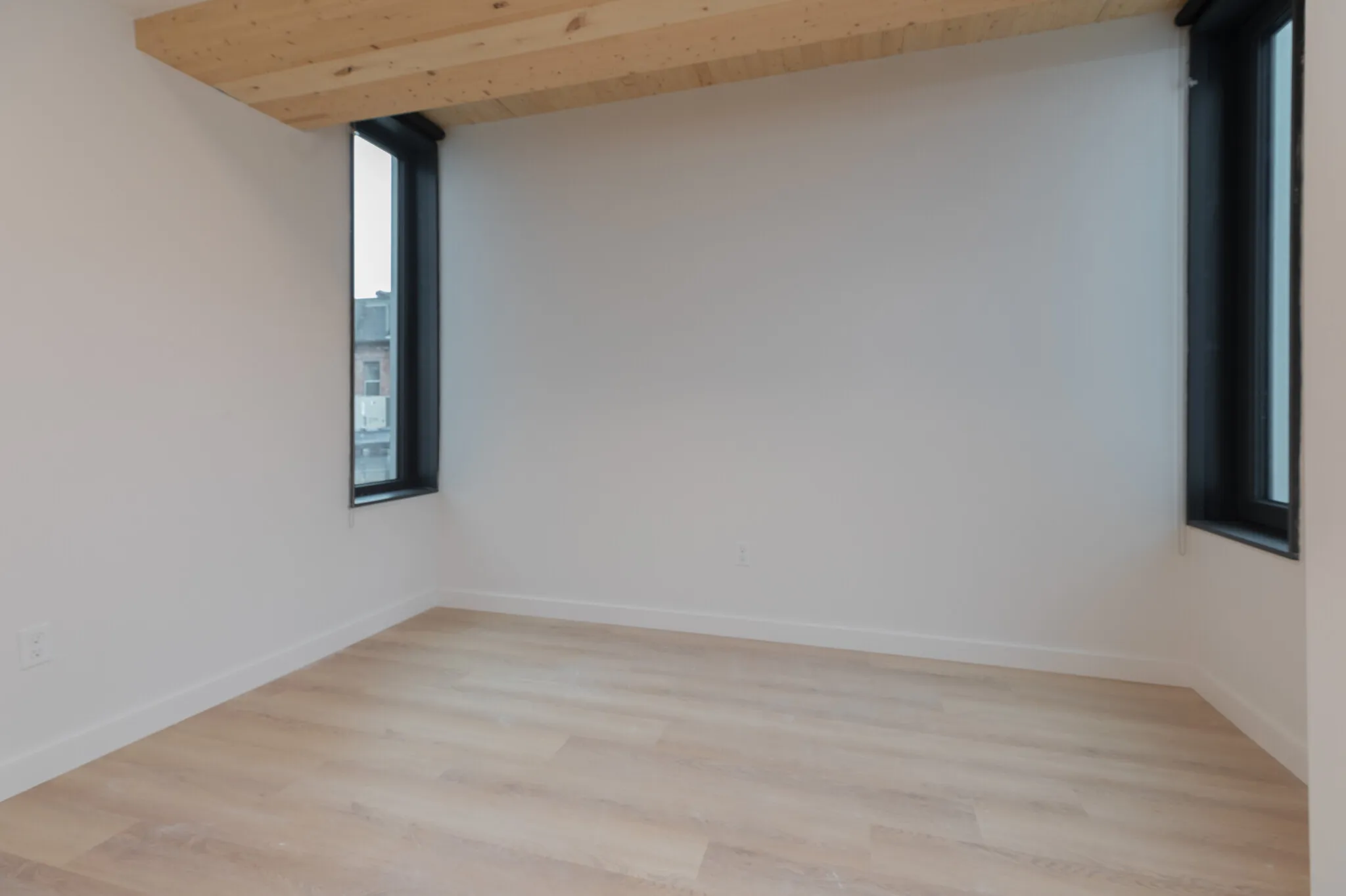 11 East Lenox St, Roxbury