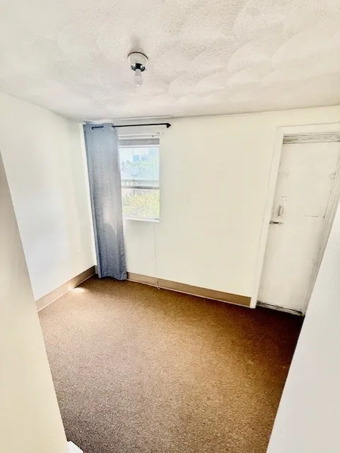 5400 Cambridge St, Neighborhood Nine