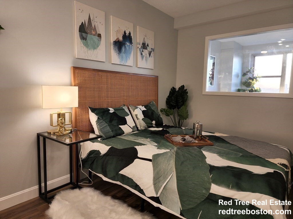 151 Tremont St, Midtown