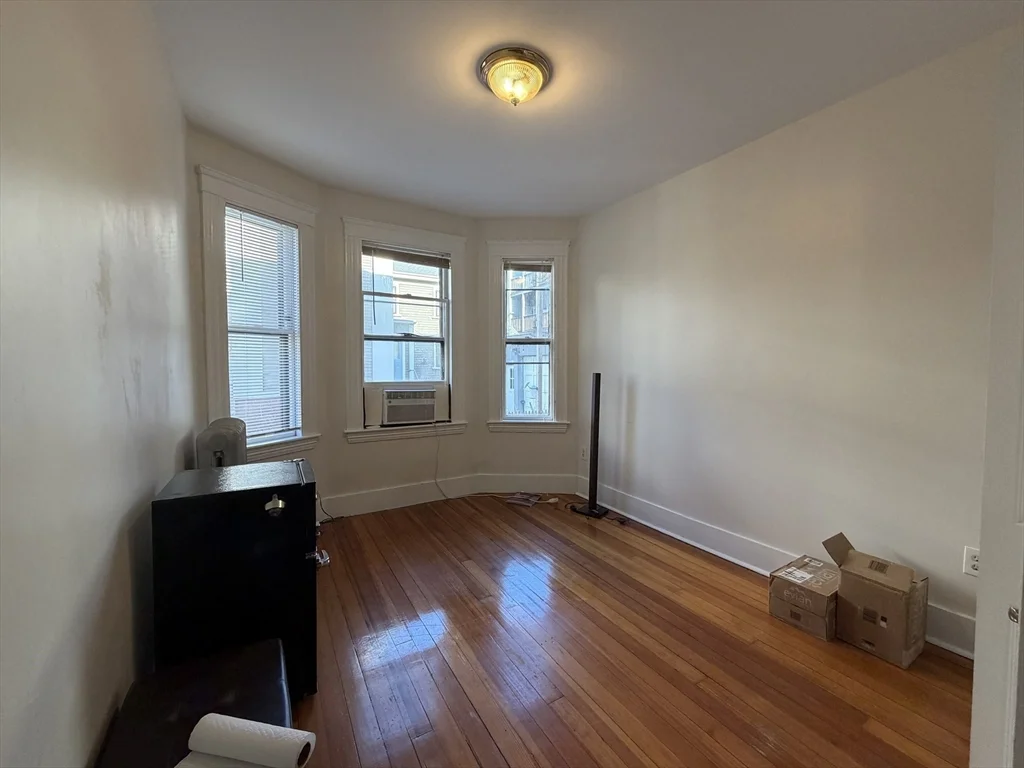 361 Washington St, The Port