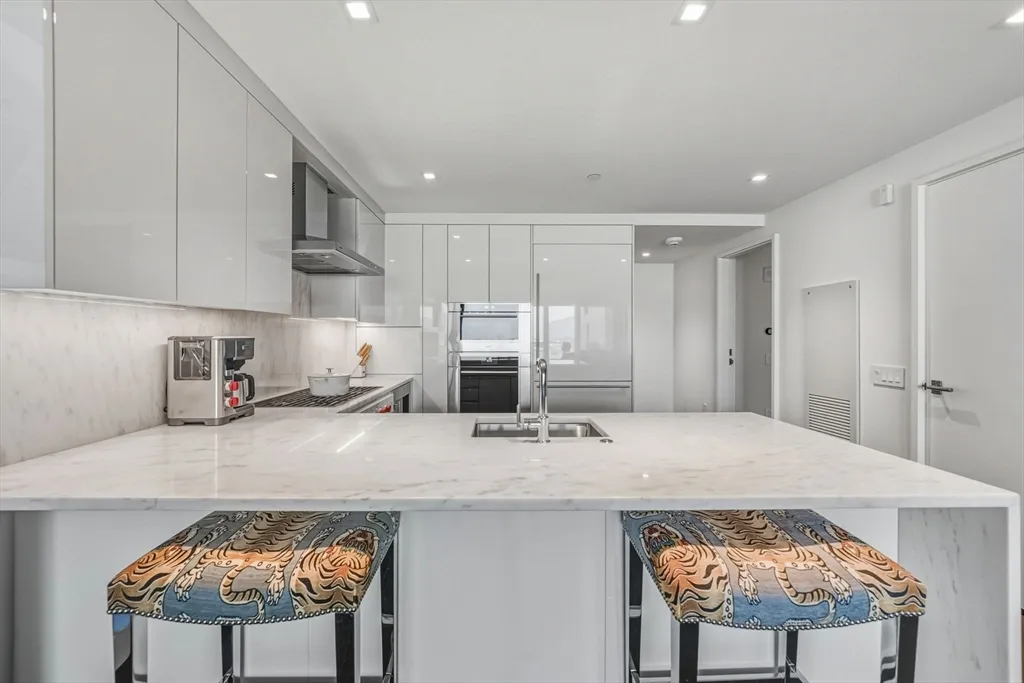 150 Seaport Blvd, Seaport District