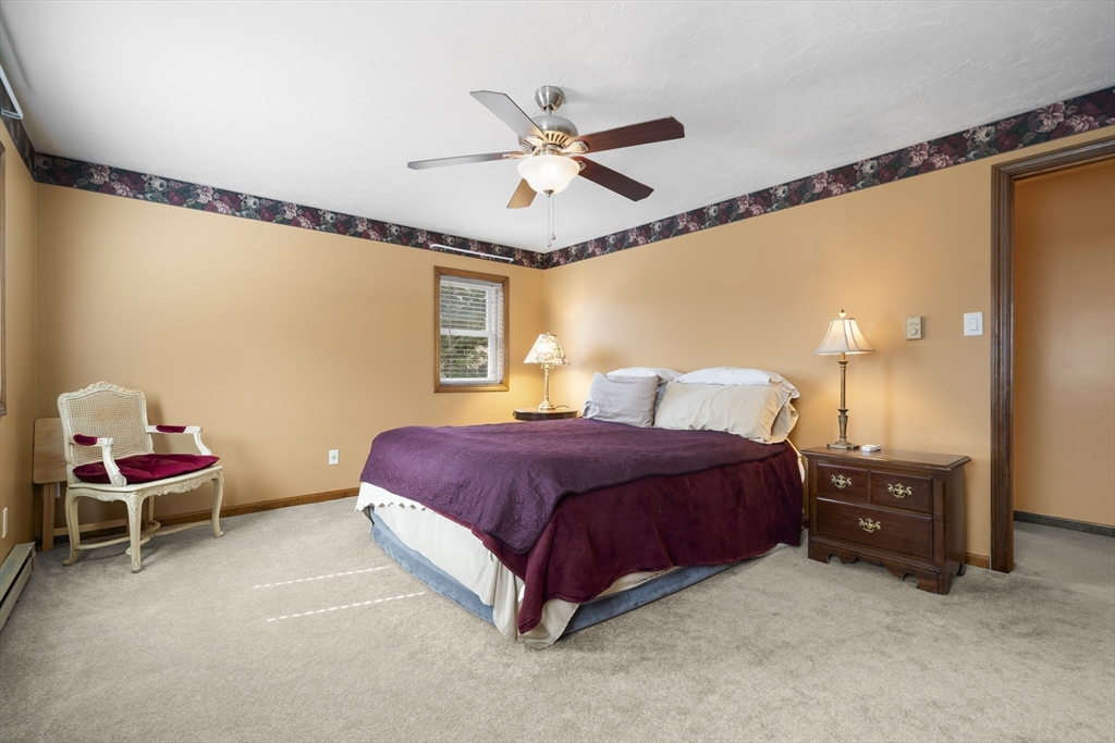 9 Greylock Ave, Shrewsbury