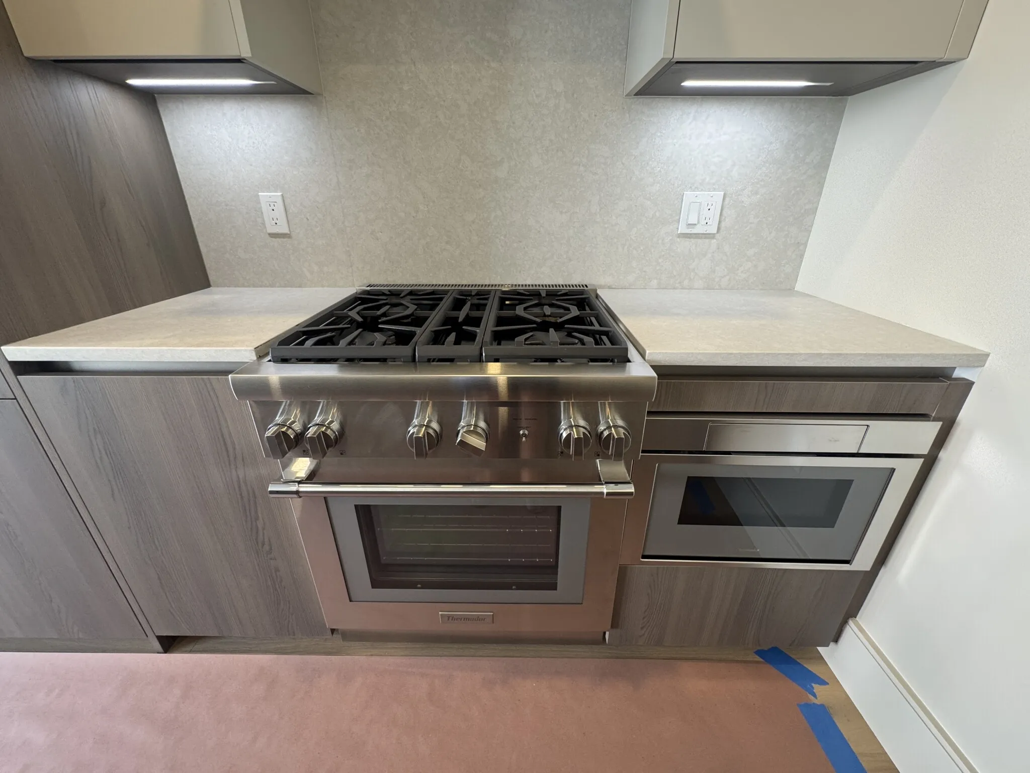 300 Franklin St, Riverside